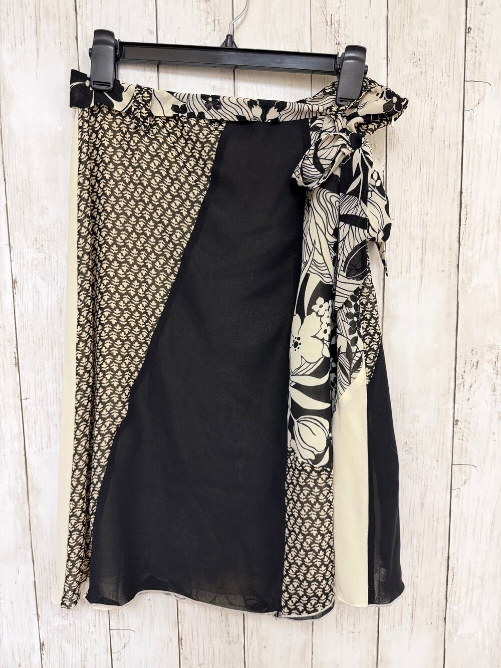 Oscar de la Renta Womens Skirt Size 12 Black Cream Floral Abstract Print